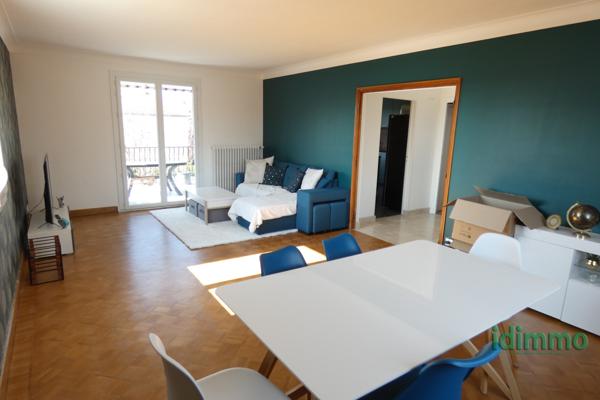 ARPAJON SUR CERE BELLE MAISON 4 CHAMBRES Arpajon-sur-Cère (15130)