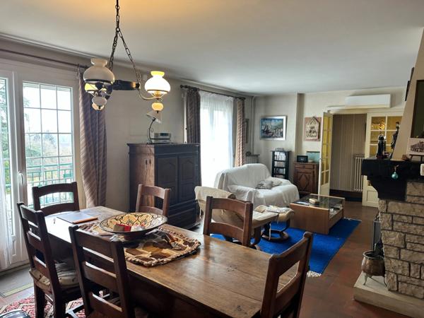 Maison à vendre 5 pièces AUXERRE (89) 112 m2 habitables 4 chambres Sous Sol Terrain de 805 m2