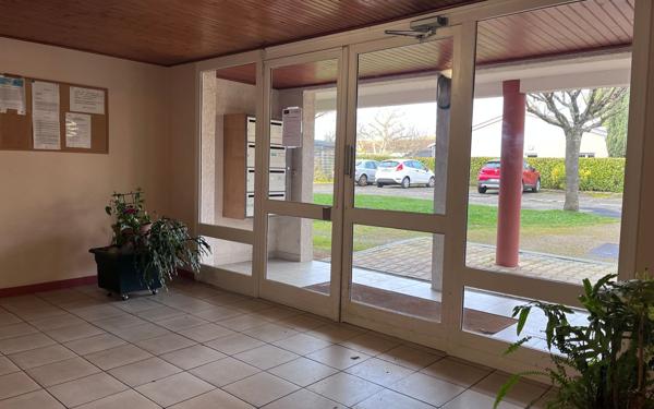 Appartement à vendre    3 pièces • 93 m2 Cugnaux