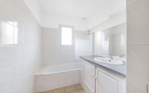 Maison à vendre    4 pièces •  Saint-Sulpice-la-Pointe