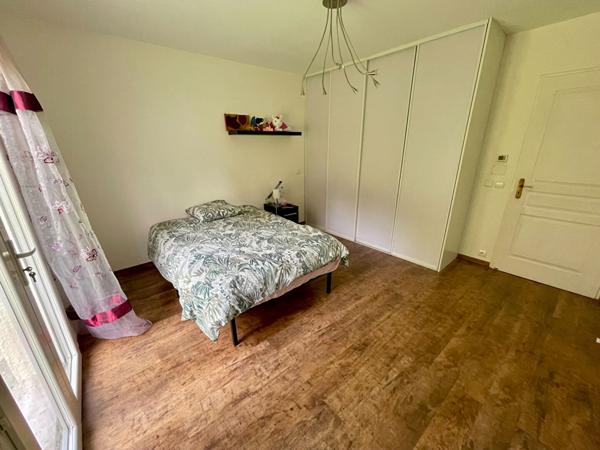 A vendre Maison plain-pied Saint Pierre Du Mont 4 chambres combles garage double patio