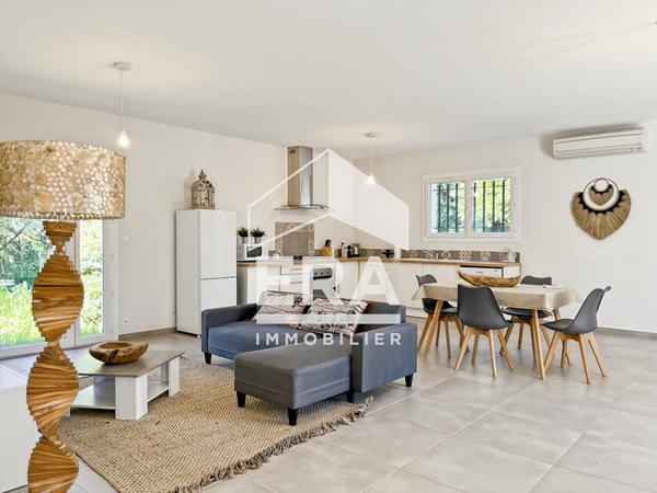 Rare aux Angles, Maison de plain-pied avec grand terrain à deux pas du centre