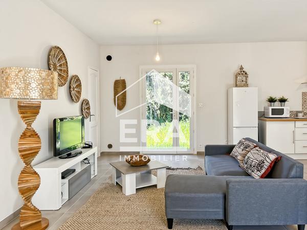 Rare aux Angles, Maison de plain-pied avec grand terrain à deux pas du centre