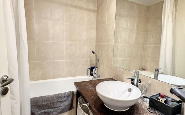 Appartement à vendre    2 pièces • 46,77 m2 Tours