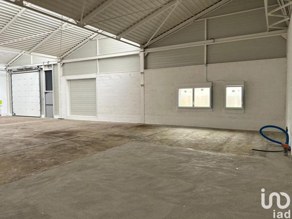 Location local d’activité 330 m² Carquefou