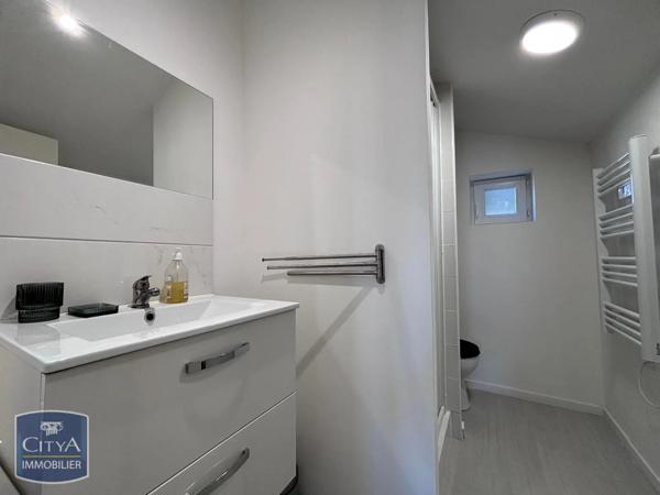 Appartement à louer 3 pièces 37.27m² Maubeuge (59600)