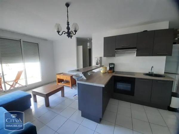 Appartement à louer 2 pièces 41.1m² Saint-Denis (97400)