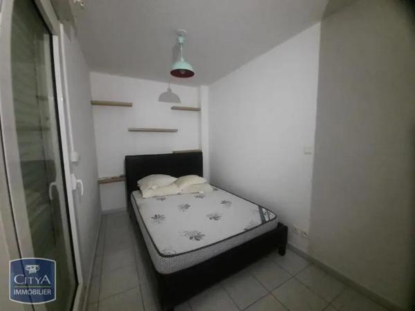 Appartement à louer 2 pièces 41.1m² Saint-Denis (97400)