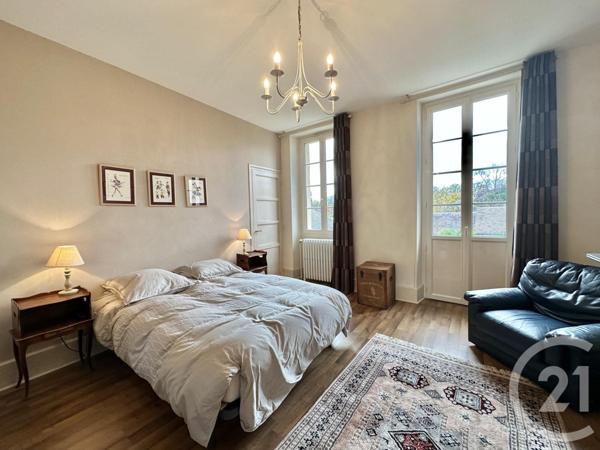 Maison à vendre  10 pièces - 221 m2 DOMPIERRE SUR BESBRE - 03