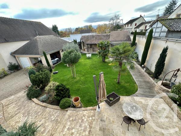 Maison à vendre  10 pièces - 221 m2 DOMPIERRE SUR BESBRE - 03