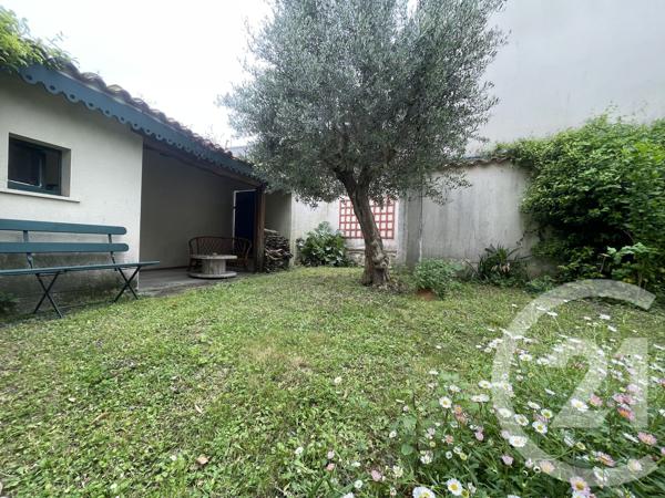 Maison à vendre  3 pièces - 77,65 m 2   ST GEORGES DE DIDONNE  - 17