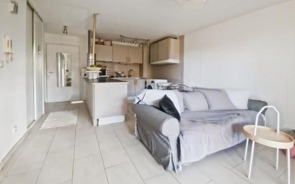 Appartement à vendre    2 pièces • 33,80 m2 Launaguet