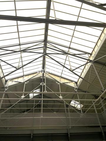 Local Commercial 6 pièces - 2000 m²