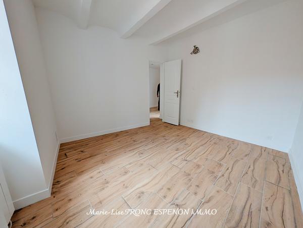 Immeuble 7 pièces - 115 m²