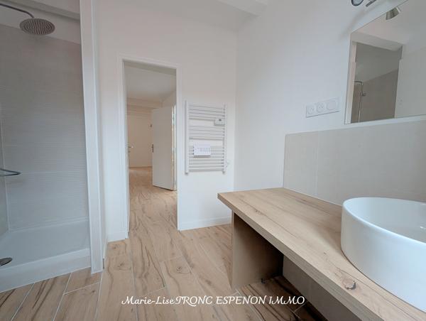 Immeuble 7 pièces - 115 m²