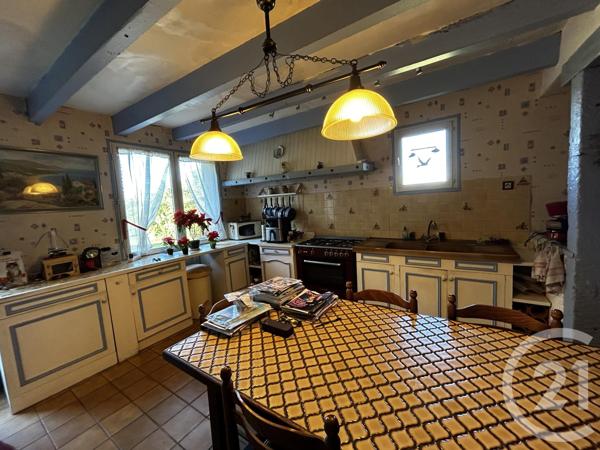 Maison à vendre  8 pièces - 190,72 m 2   COUTRAS  - 33