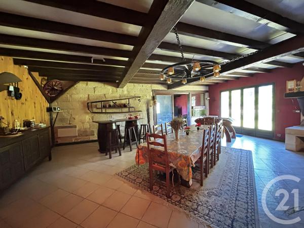 Maison à vendre  8 pièces - 190,72 m 2   COUTRAS  - 33