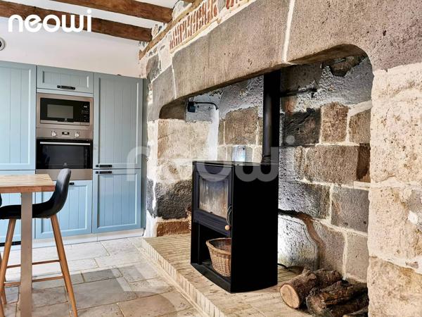Vente immobilière : Maison à Arpajon-sur-Cère  5 pièces 210 m² 472 500 €- Neowi Aurillac.