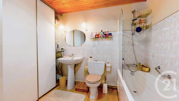 Appartement T3 à vendre  3 pièces - 75,66 m 2   SEIGNOSSE  - 40