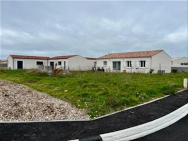Terrain à vendre |  Saint-Just-Luzac |  460 m²