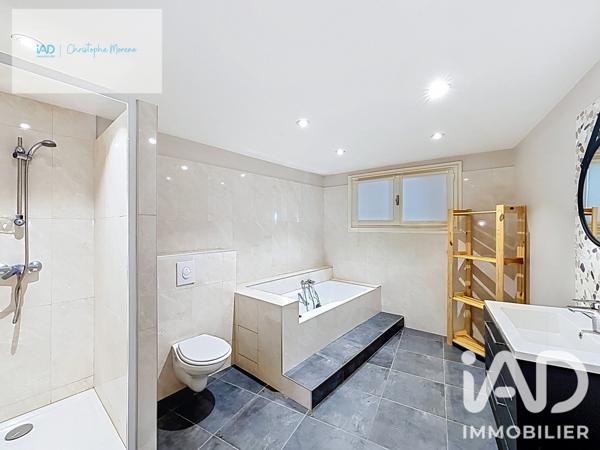 Maison à vendre 5 pièces 240 m² Verdun-sur-Garonne
