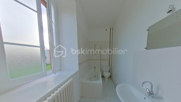 Corps de ferme de 310 m²