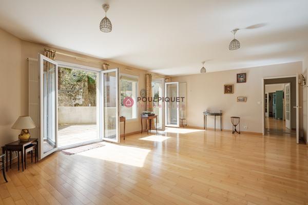 Appartement centre ville de type 4 de 101m² avec parking et ascenseur