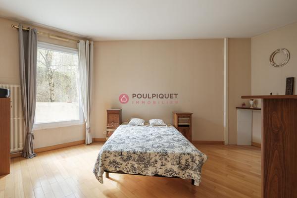 Appartement centre ville de type 4 de 101m² avec parking et ascenseur
