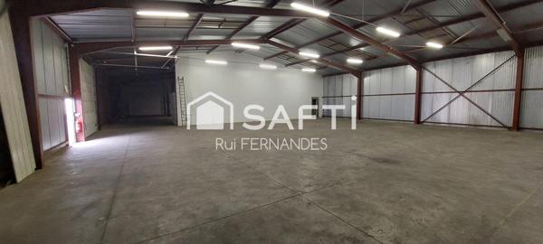 Local artisanal, commercial ou dépôt de 1980 m² sur 38.44 ares