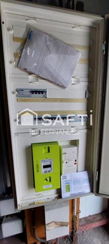 Local artisanal, commercial ou dépôt de 1980 m² sur 38.44 ares