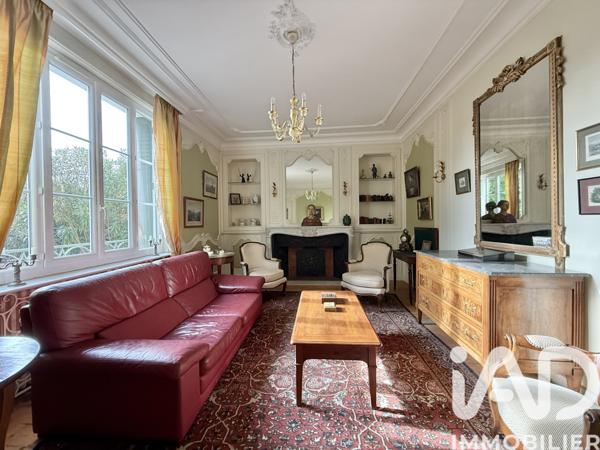 Maison à vendre 8 pièces 220 m² Villefranche-sur-Saône