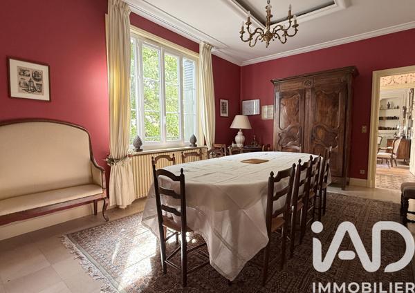 Maison à vendre 8 pièces 220 m² Villefranche-sur-Saône
