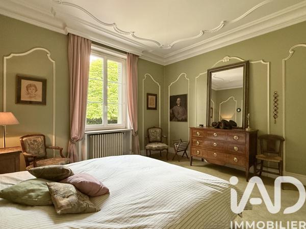 Maison à vendre 8 pièces 220 m² Villefranche-sur-Saône