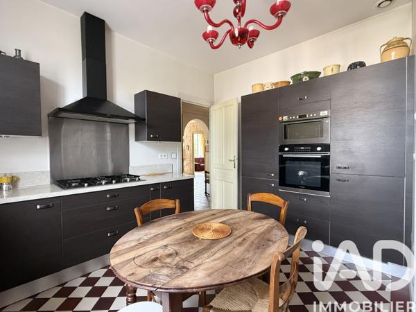 Maison à vendre 8 pièces 220 m² Villefranche-sur-Saône