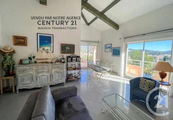 Appartement F3 à vendre  3 pièces - 78,88 m 2   STE MAXIME  - 83