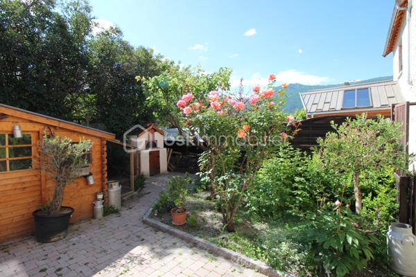 Immeuble mixte de 572 m²