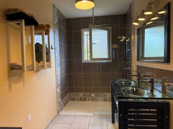 Maison à vendre (65). VILLA 107 m² – PARC ARBORÉ DE 1 720 m² – EXCELLENT ÉTAT – DPE B