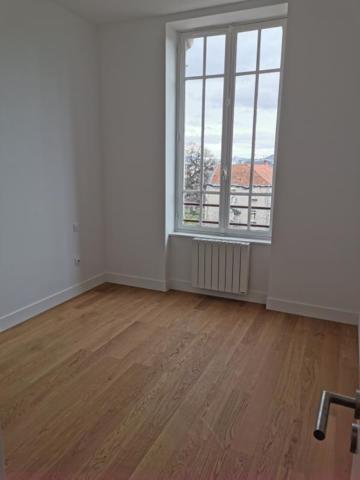 Appartement 3 pièce(s) 2 chambre(s) 65 m²