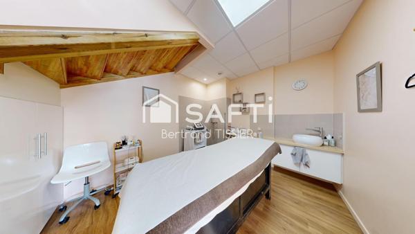 Salon esthétique - Retour à la vente -