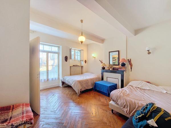 Maison ancienne à vendre 8 pièces CONDOM (32)