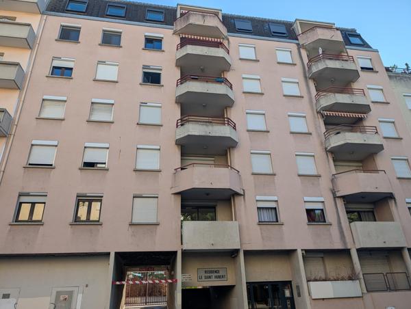 T1 avec place de parking sécurisée
