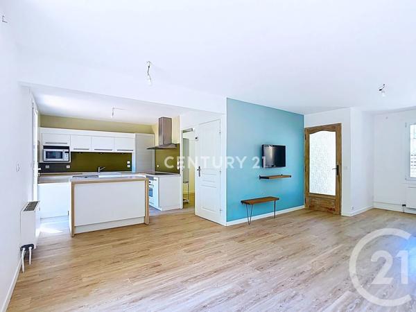 Maison à vendre  4 pièces - 105,31 m 2   AUBAGNE  - 13