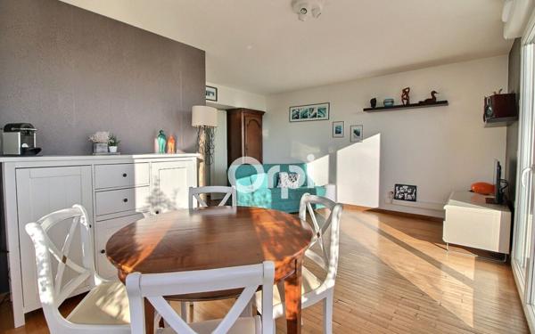 Appartement à vendre    2 pièces • 48 m2 Viry-Châtillon