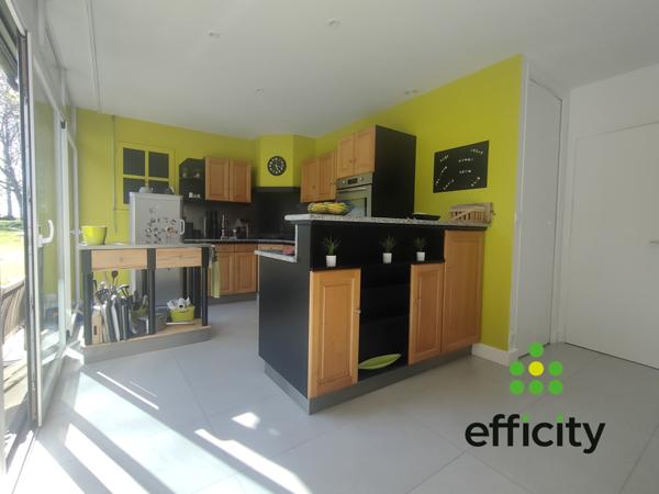 Maison 9 pièces - 200 m² Exclusivité efficity