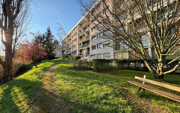 Appartement à vendre    4 pièces • 66,39 m2 Fontenay-aux-Roses