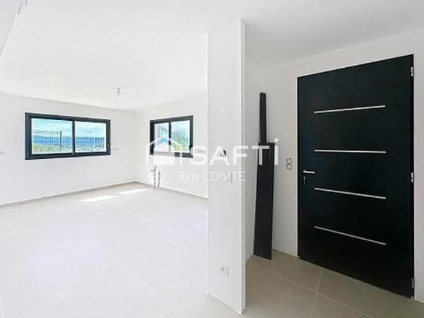Maison contemporaine 2026 – Vue exceptionnelle & prestations modernes!!
