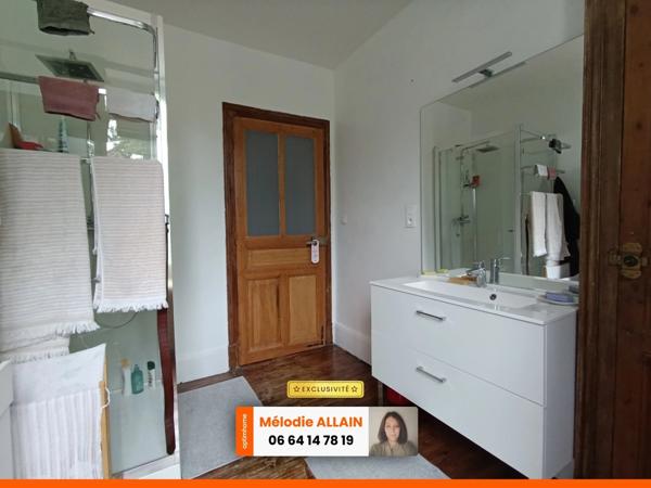 VICHY JEANNE D'ARC- MAISON DES ANNEES 40 AVEC COUR ET GARAGE-IDEAL INVESTISSEUR OU 1er ACHAT