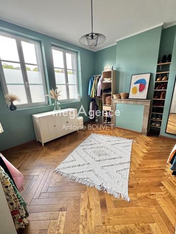 Maison à Doullens, 80600 - 6 pièces 177m²