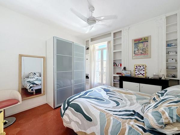Appartement F5 à vendre  5 pièces - 133,09 m 2   SETE  - 34