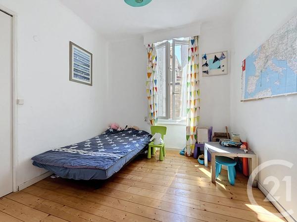 Appartement F5 à vendre  5 pièces - 133,09 m 2   SETE  - 34